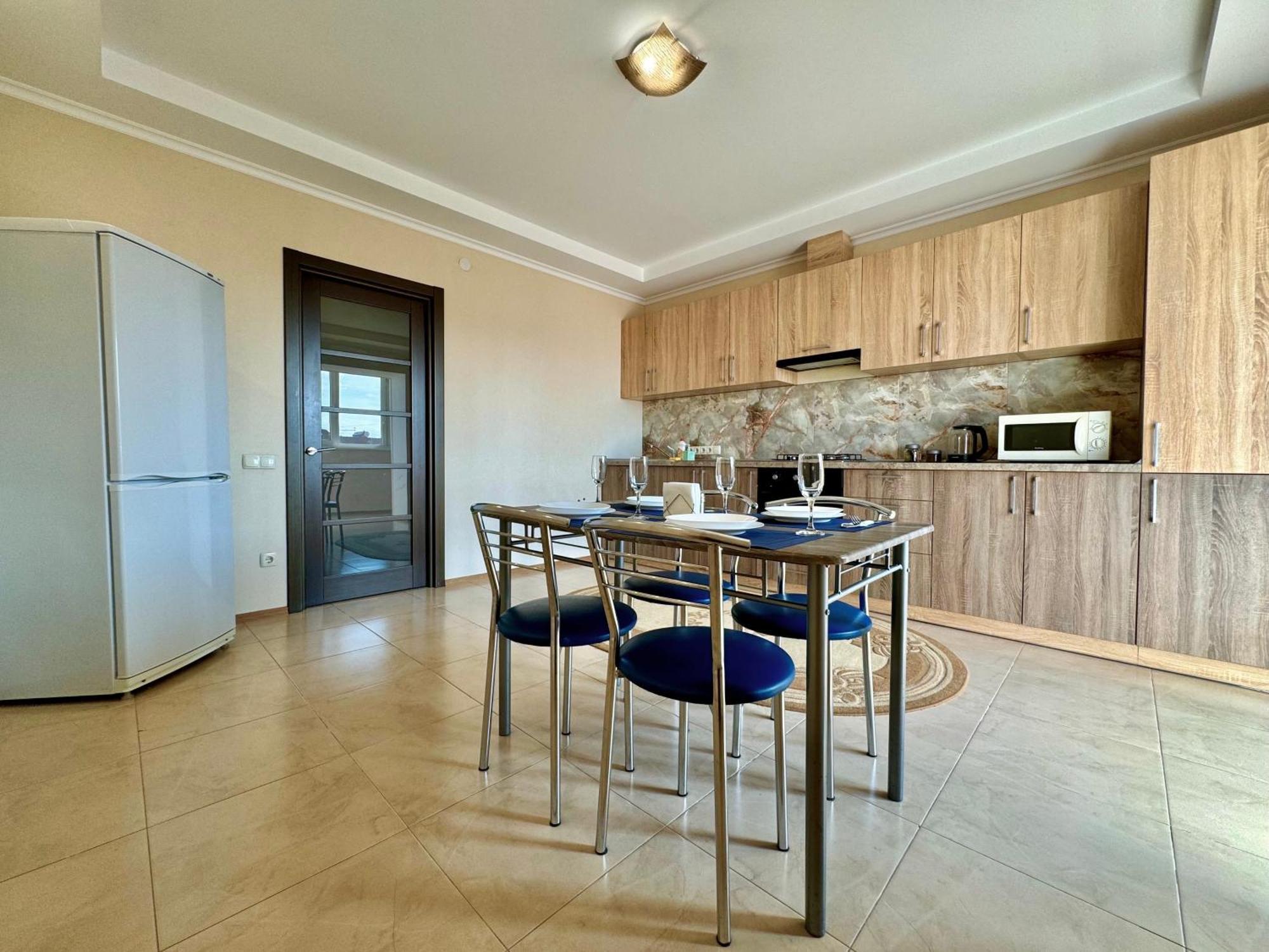 Apartpoltava Світлі Просторі Апартаменти 80М2 , 2-Окремі Кімнати, Новобудова Центр Чек Банківський Poltava Exterior foto